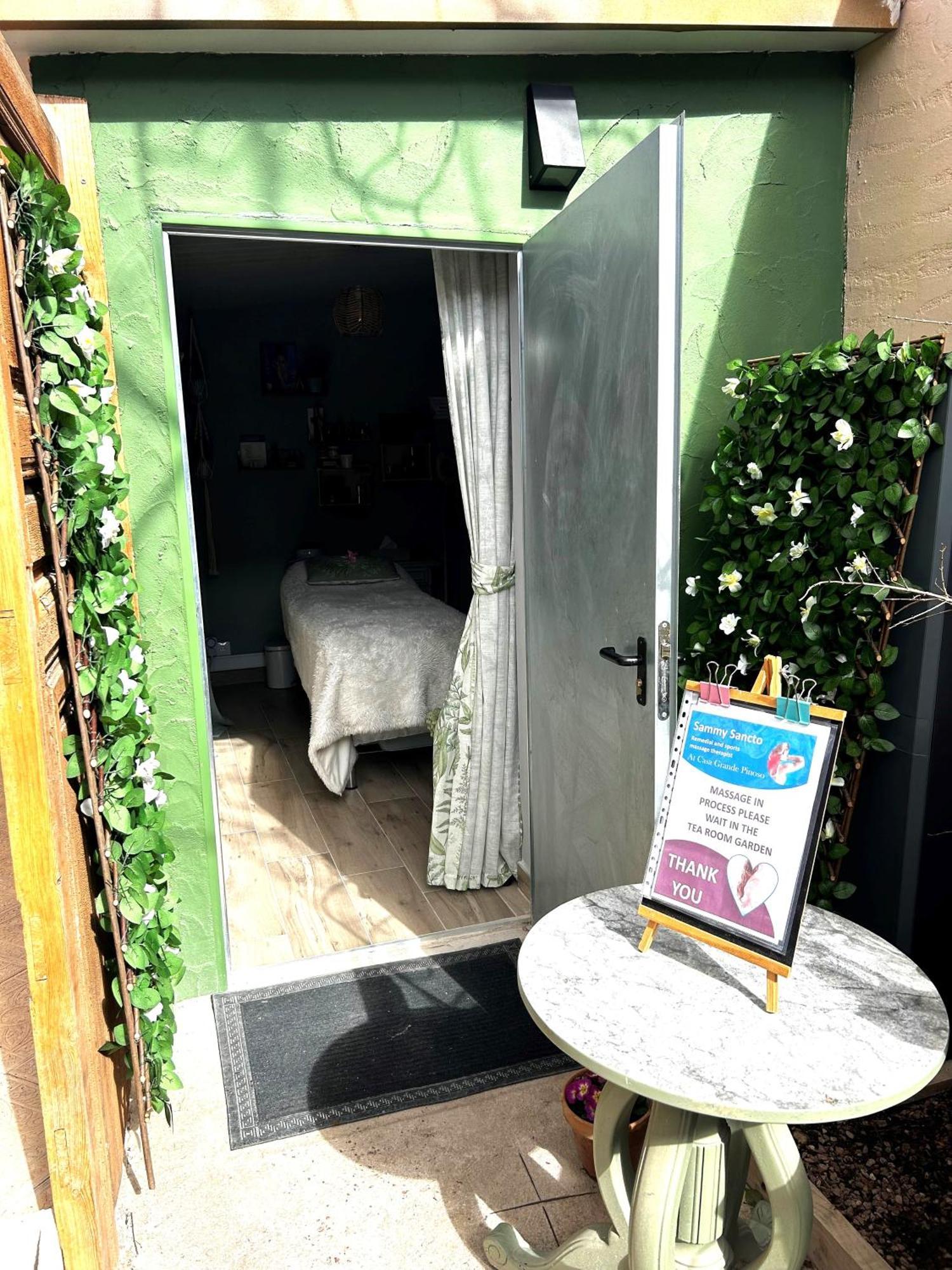 Boutique B&B Suite At Casa Grande ピノーソ エクステリア 写真